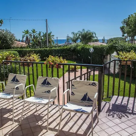 Iaia Villa *